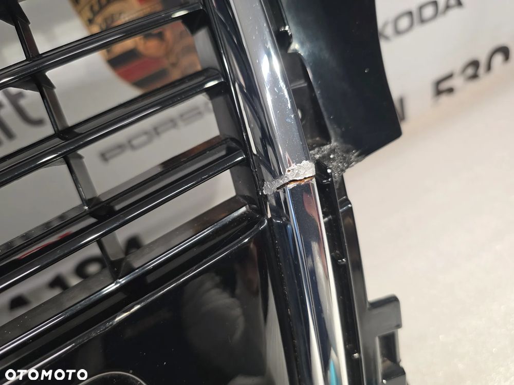 AUDI A3 8P0 LIFT 08-12 ATRAPA / GRILL PRZEDNI PRZÓD NA WYSOKI POŁYSK , NR 8P0853651M , NR AUKCJI GL860 - 10