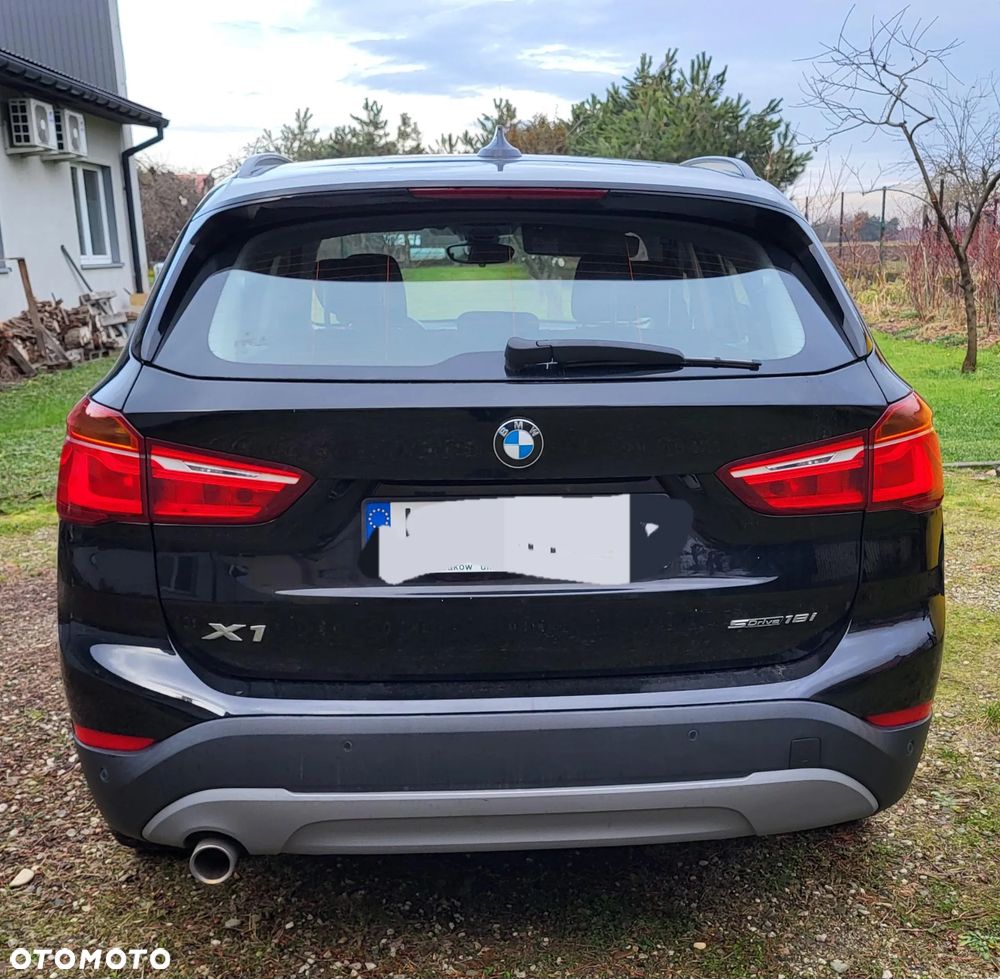 BMW X1 sDrive18i - 3