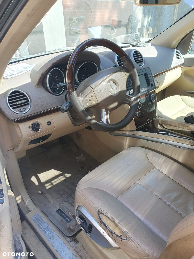 Mercedes-Benz GL 450 4Matic 7G-TRONIC - 4