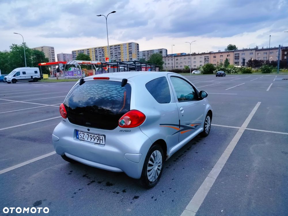 Toyota Aygo Standard - 4