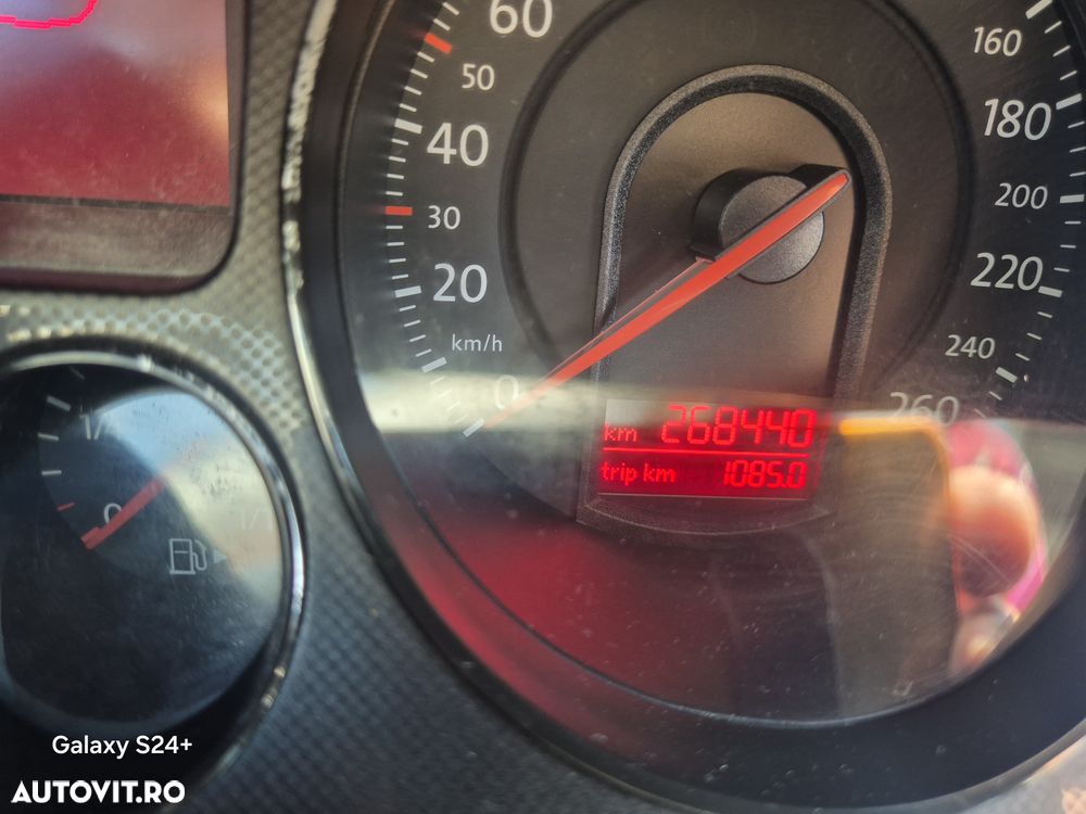 Volkswagen Passat 2.0 TDI Trendline DPF DSG - 3