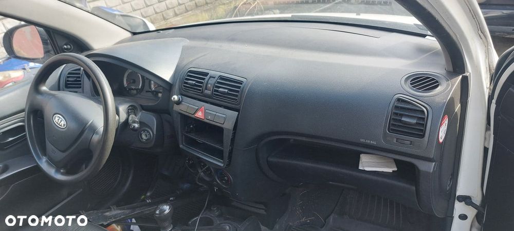 Kia picanto lift 1,1 CRDI rozrusznik - 9