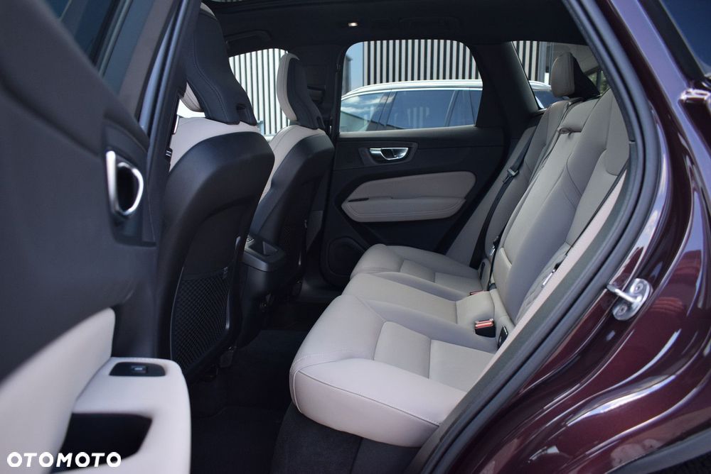 Volvo XC 60 - 26