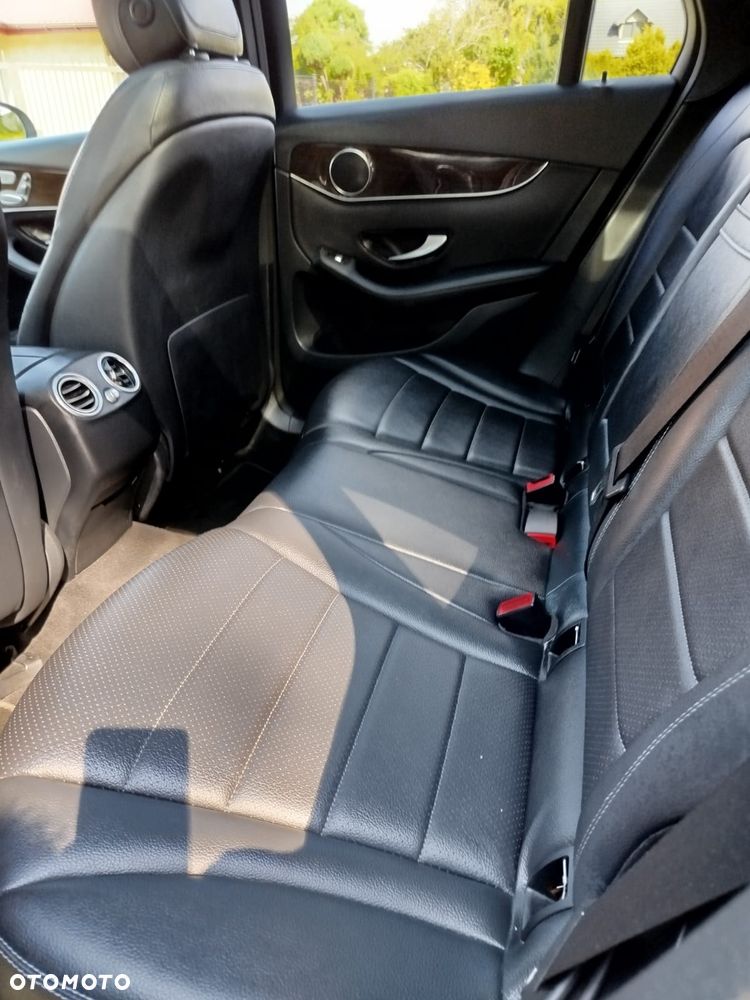 Mercedes-Benz GLC - 18