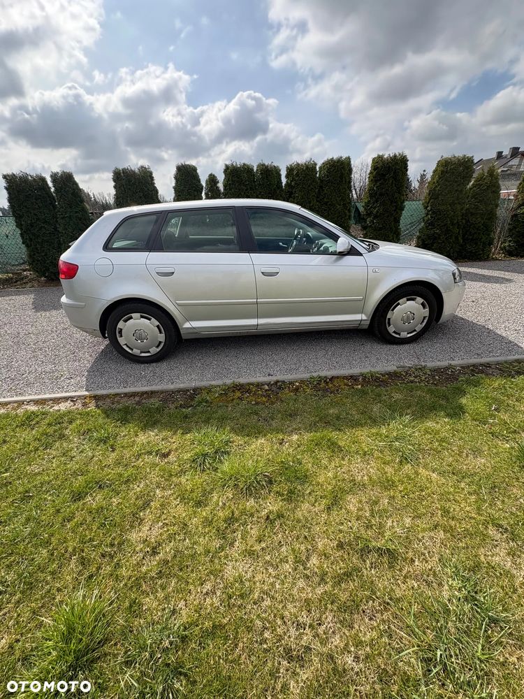 Audi A3 Sportback 1.6 Ambition - 6