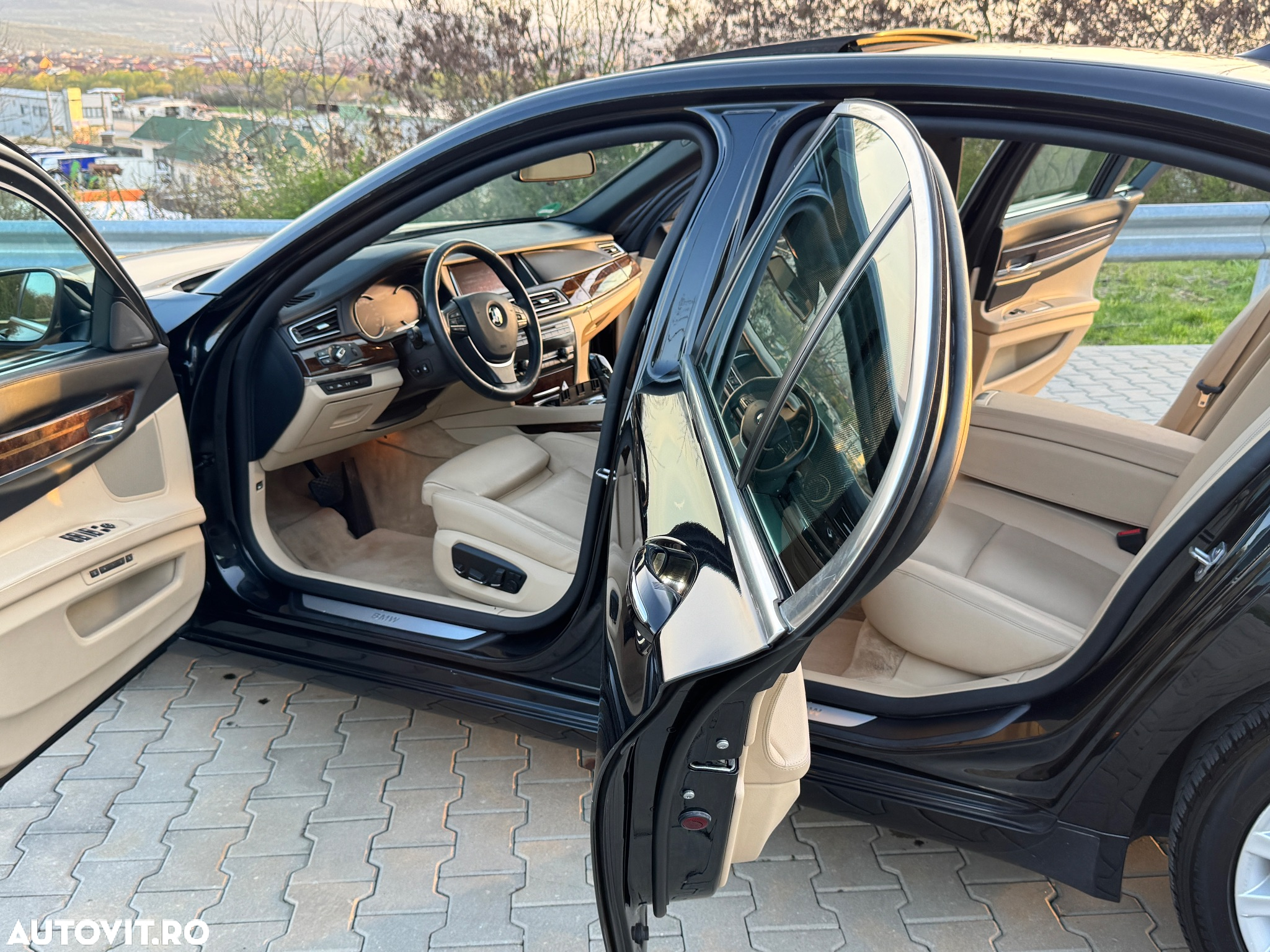 BMW Seria 7 740d xDrive - 18