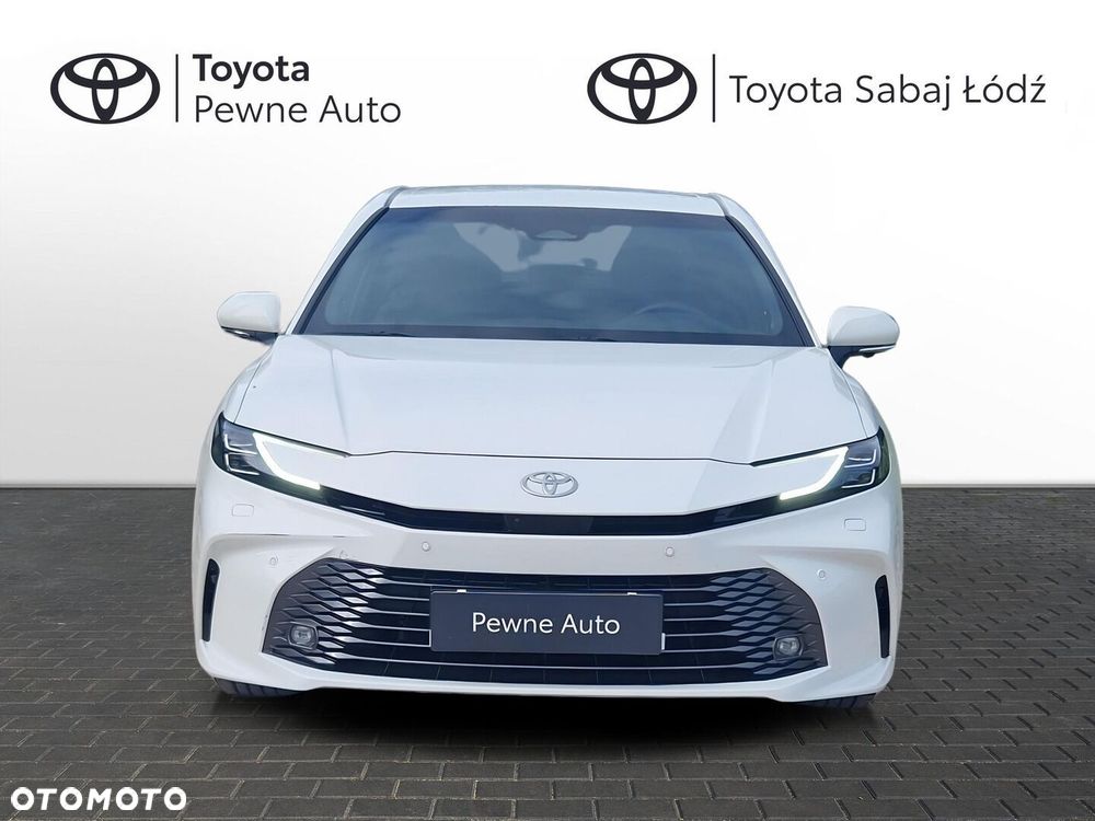 Toyota Camry - 2