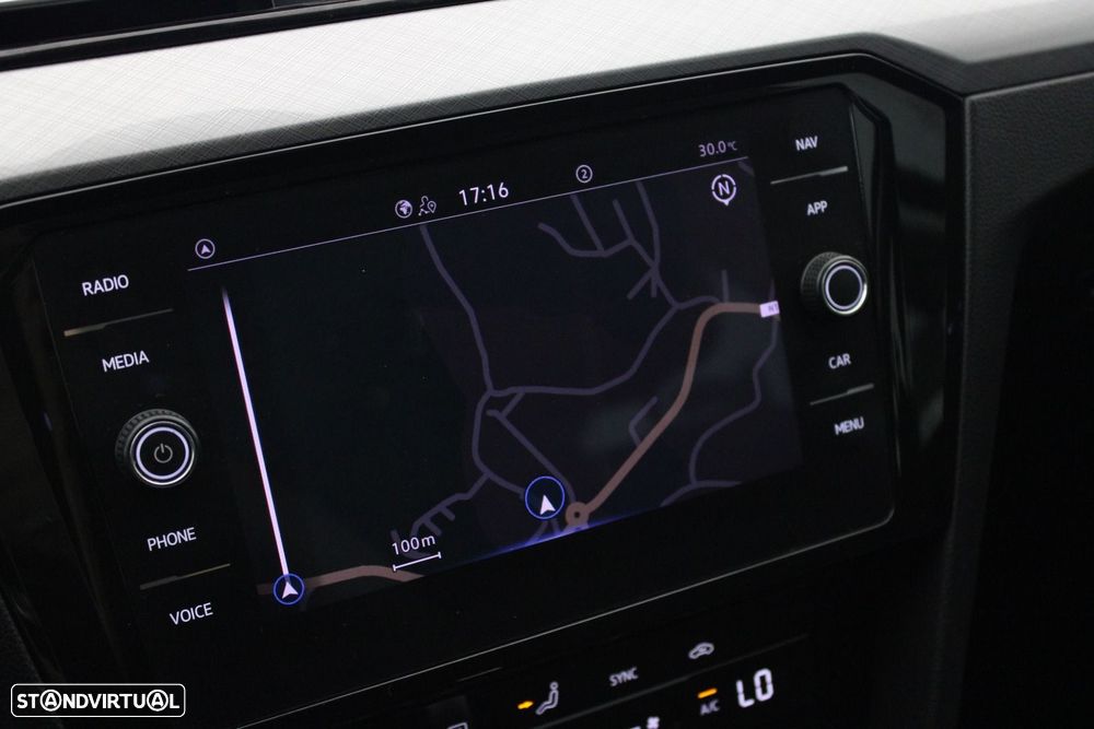 Volkswagen Passat Variant 2.0 TDI Business DSG — fotografia 18