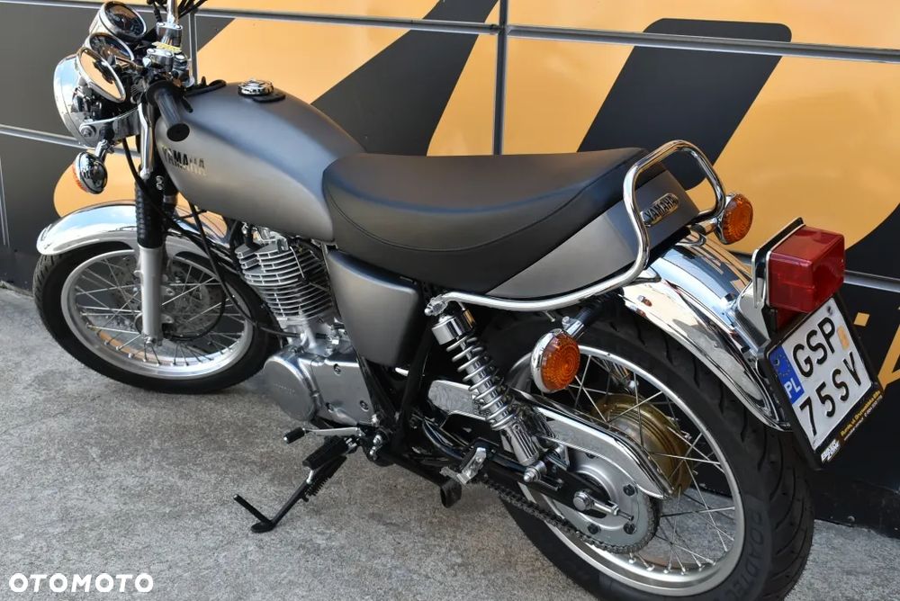 Yamaha SR - 15