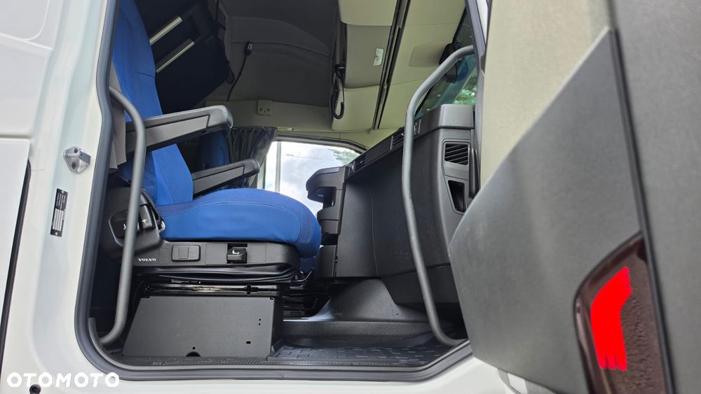 Volvo ///FH///500///2023/// GLOBETROTTER///XXL///FULL LED/// VIRTUAL COCPIT///KLIMATYZACJA POSTOJOWA///ZABUDOWY MIĘDZYOSIOWE///WAGA///RADARY/// KAMERA///STAN BARDZO DOBRY - 24