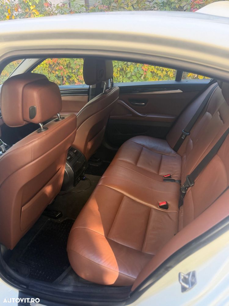 BMW Seria 5 520d - 10