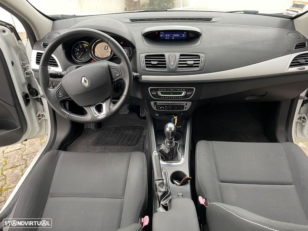 Renault Mégane - 25