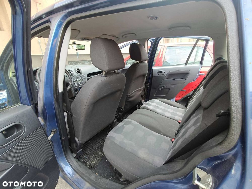 Ford Fusion - 7