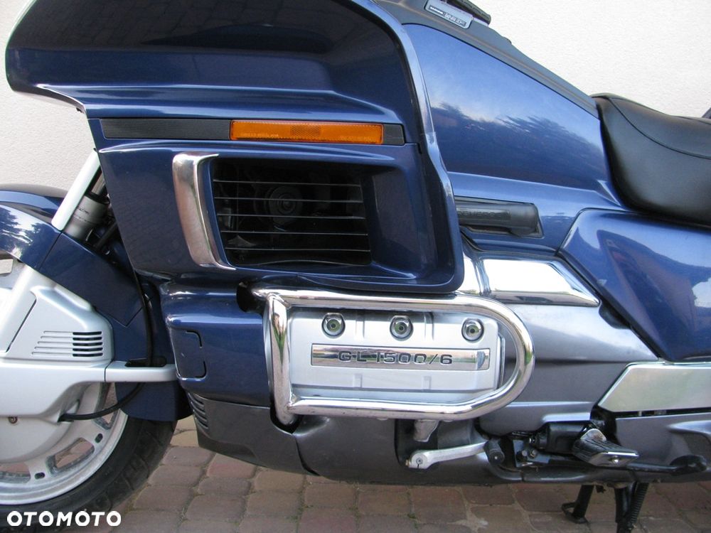 Honda GL - 16