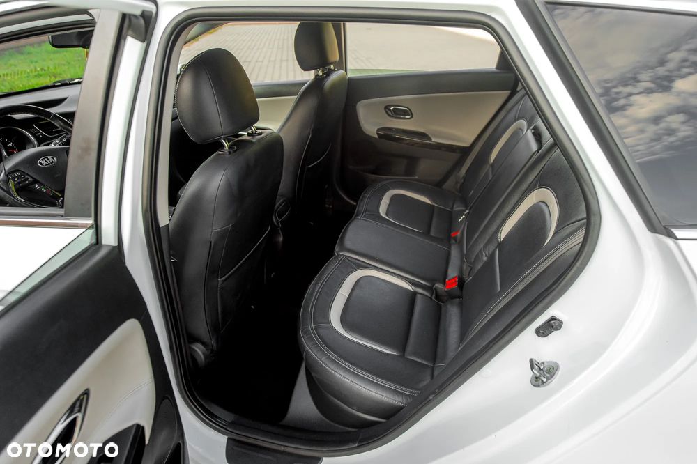 Kia Ceed 1.6 GDI Business Line - 25