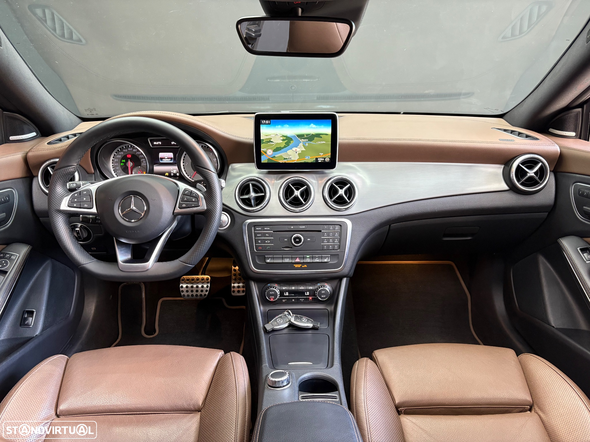 Mercedes-Benz CLA 220 d Shooting Brake AMG Line Aut. - 9