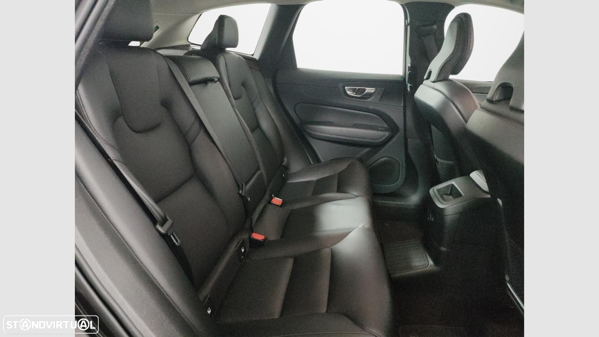Volvo XC 60 2.0 T6 PHEV Inscription AWD - 20