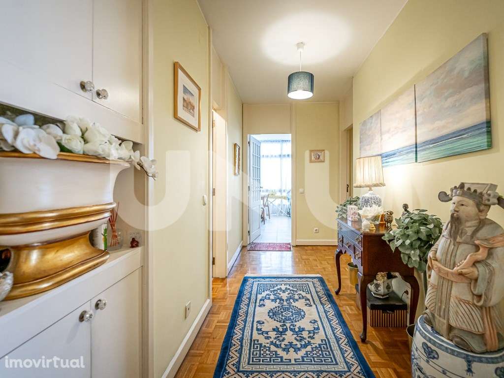 Apartamento T2 com vista desafogada em Algés - Rua Margarida Palla - Grande imagem: 3/16