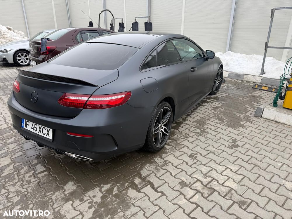 Mercedes-Benz E 400 4MATIC - 8