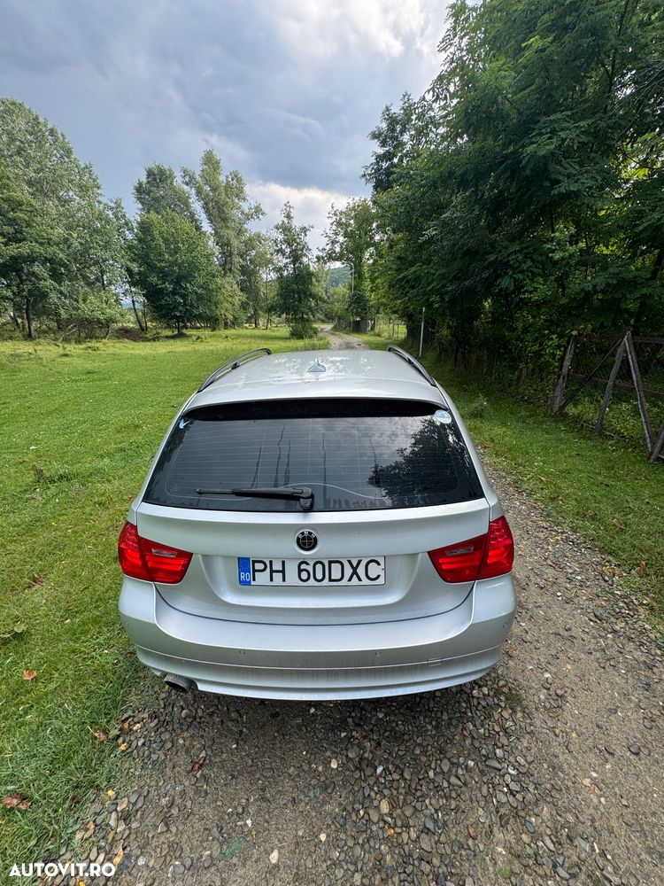 BMW Seria 3 318d - 4