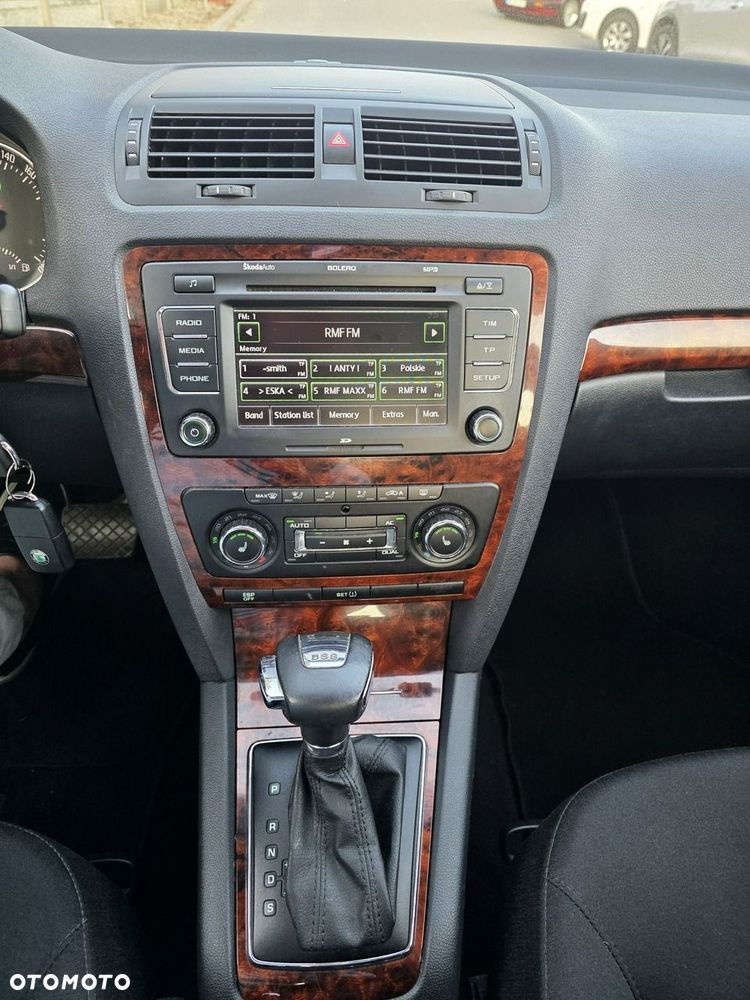 Skoda Octavia 1.8 TSI Elegance DSG - 19