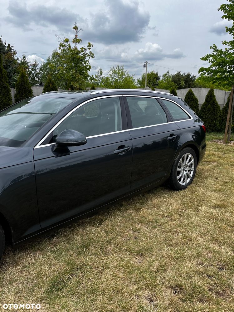 Audi A4 Avant 2.0 TDI S tronic - 9