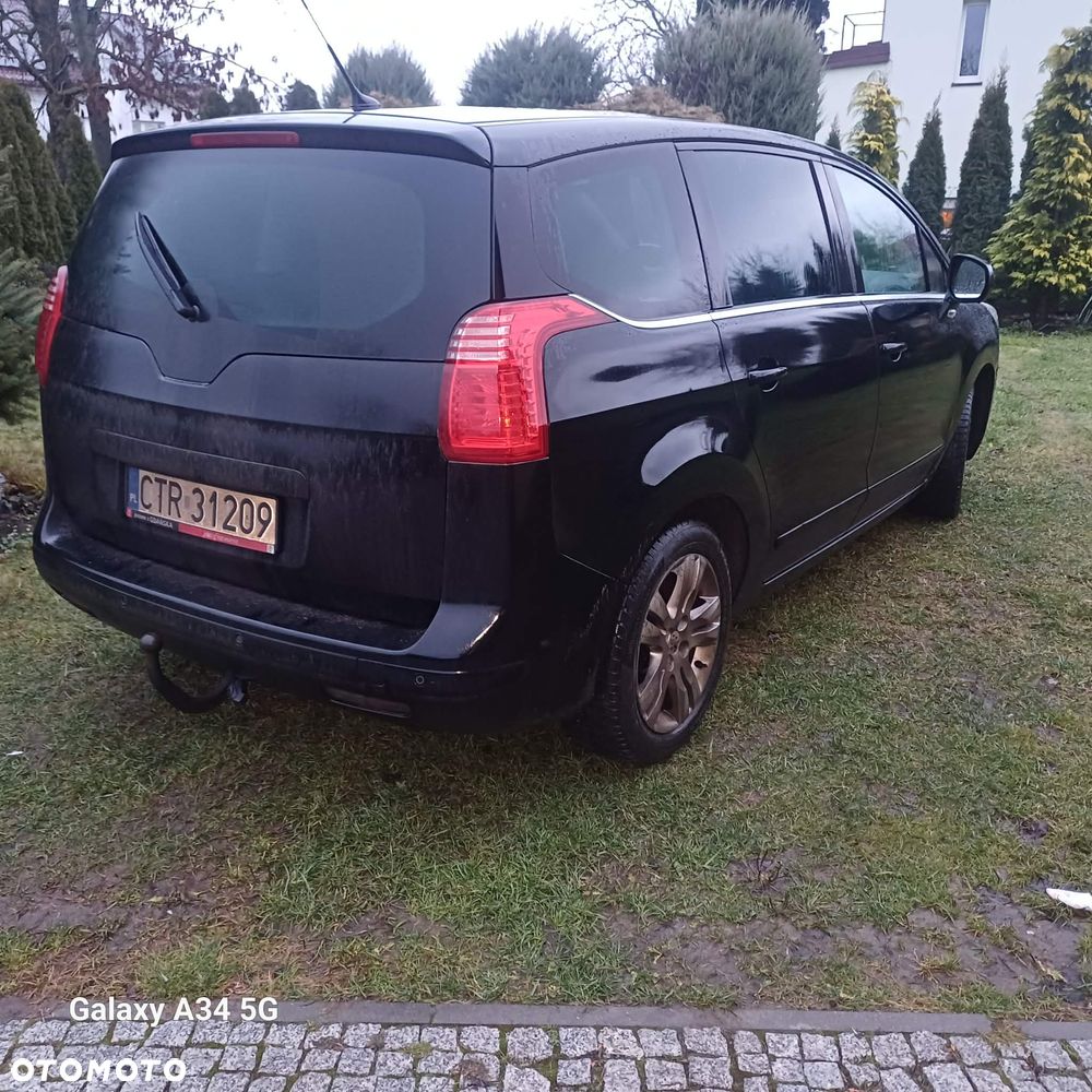 Peugeot 5008 2.0 HDi Premium + - 2
