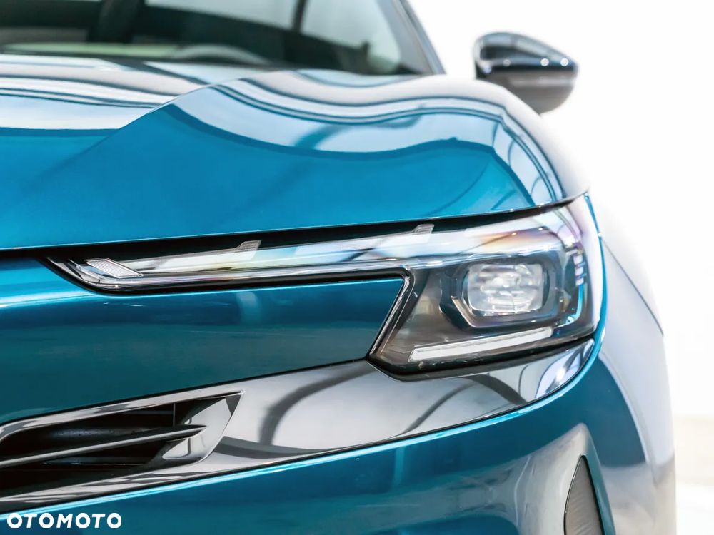 Alfa Romeo Junior 1.2 mHEV Ibrida Speciale eDCT - 9