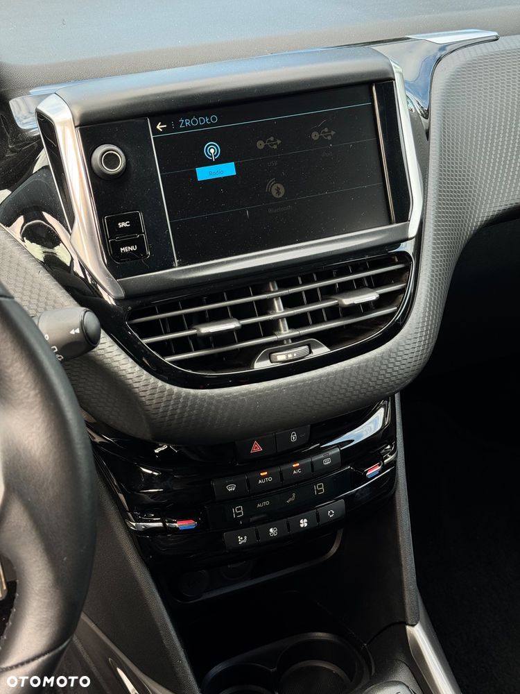 Peugeot 2008 1.5 BlueHDi Style - 8