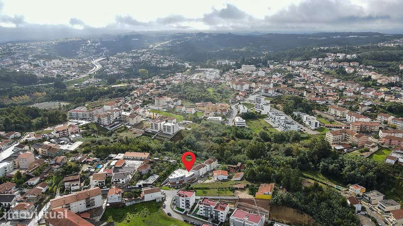 Moradia T4 para venda - Grande imagem: 3/44