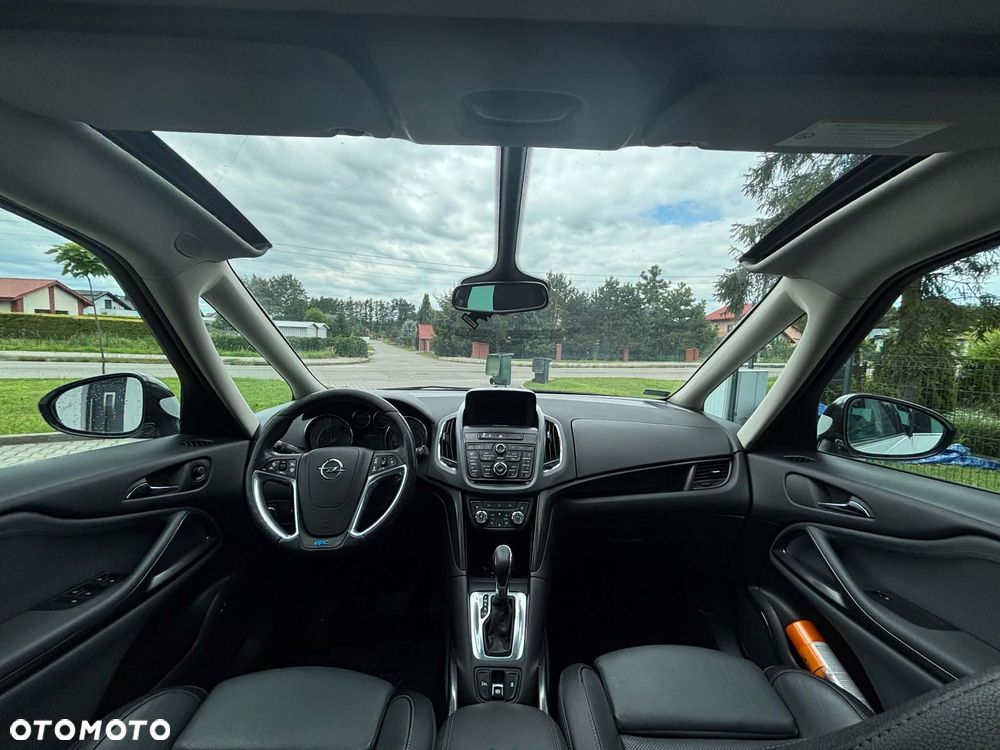 Opel Zafira 2.0 CDTI Cosmo - 9
