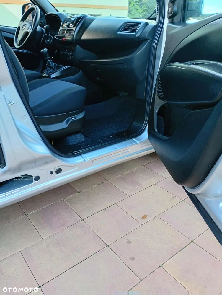 Opel Combo - 8