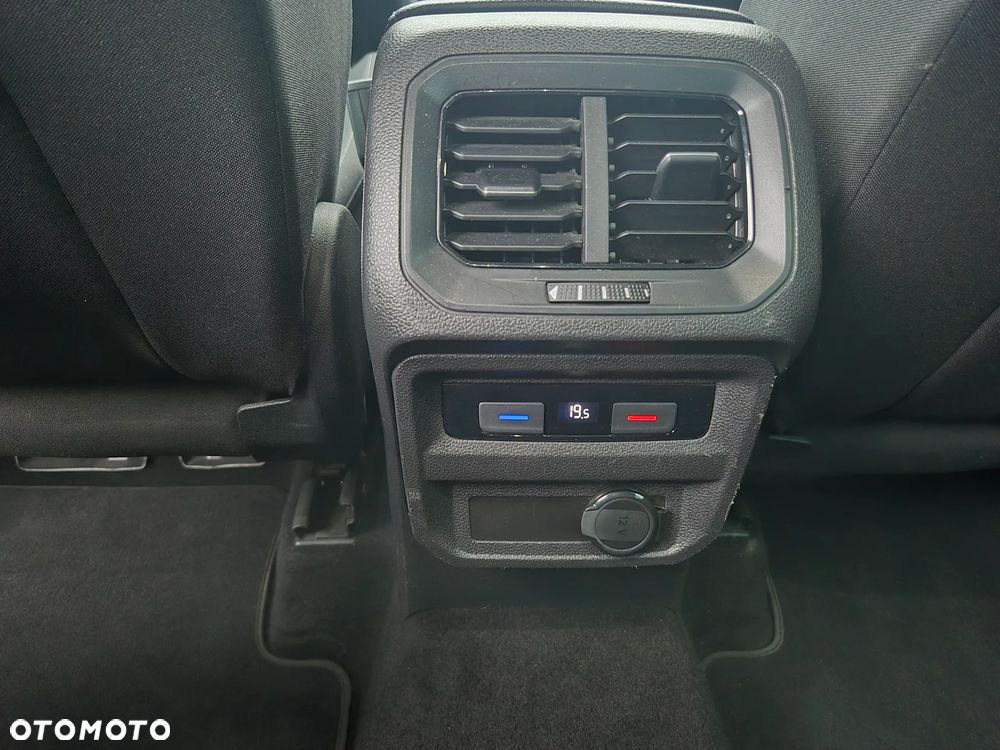 Volkswagen Tiguan 1.5 TSI EVO Life DSG - 30