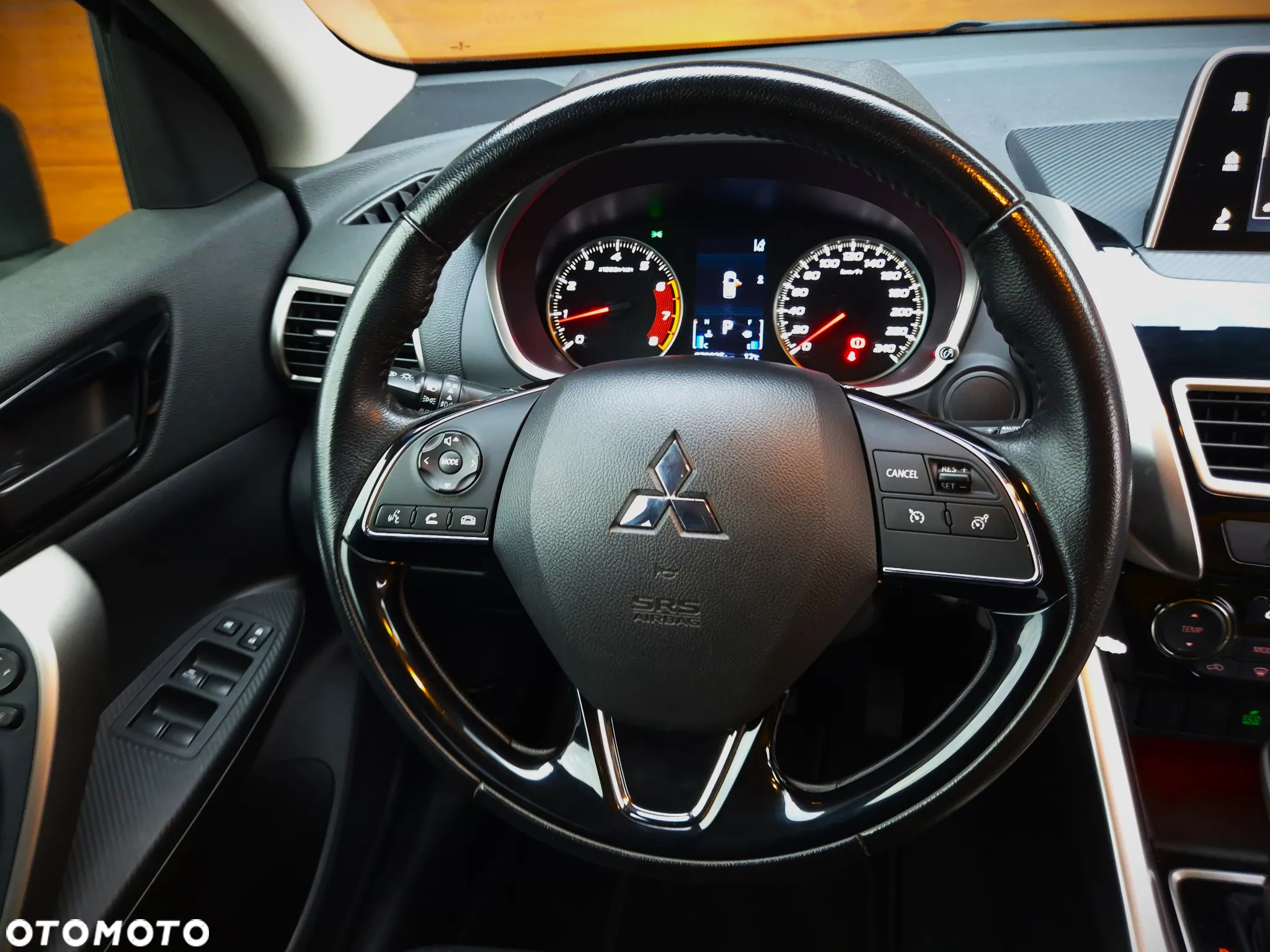 Mitsubishi Eclipse Cross 1.5 T-MIVEC ClearTec CVT 2WD Diamant Edition - 24