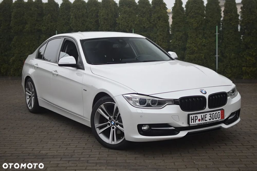 BMW Seria 3 318d DPF Edition Sport - 12