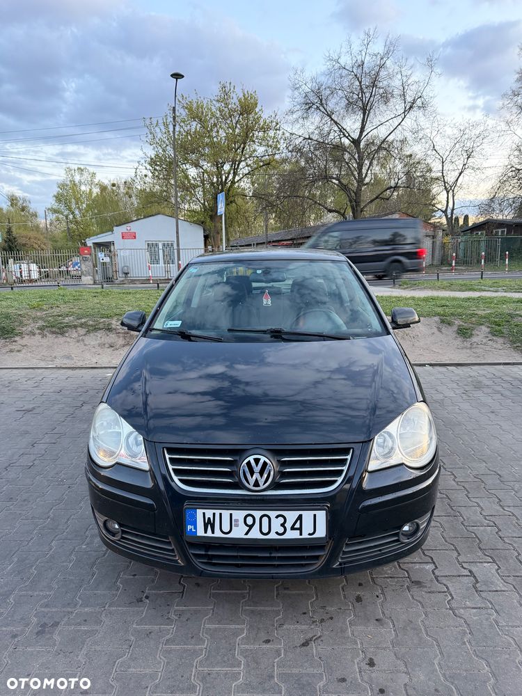 Volkswagen Polo 1.4 TDI Comfortline - 1