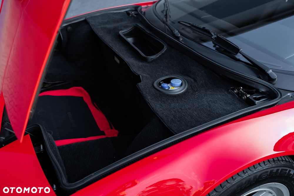 Ferrari Testarossa - 21