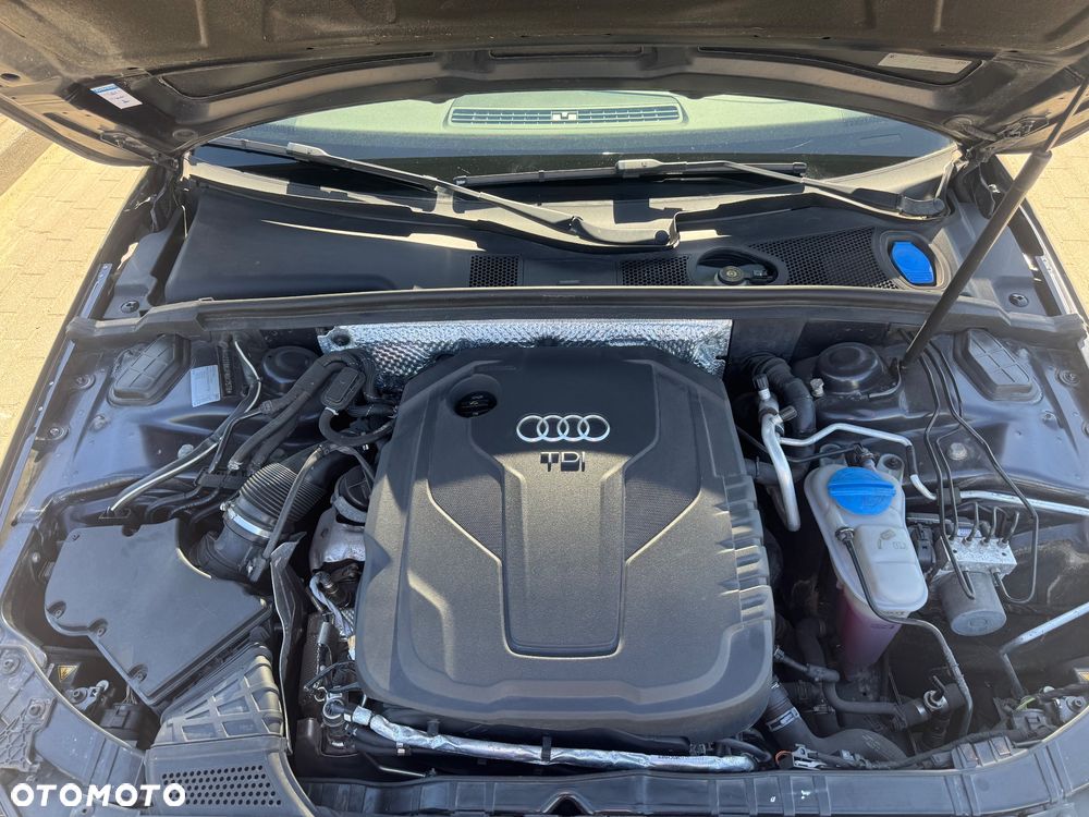 Audi A4 Limousine 2.0 TDI ultra - 24