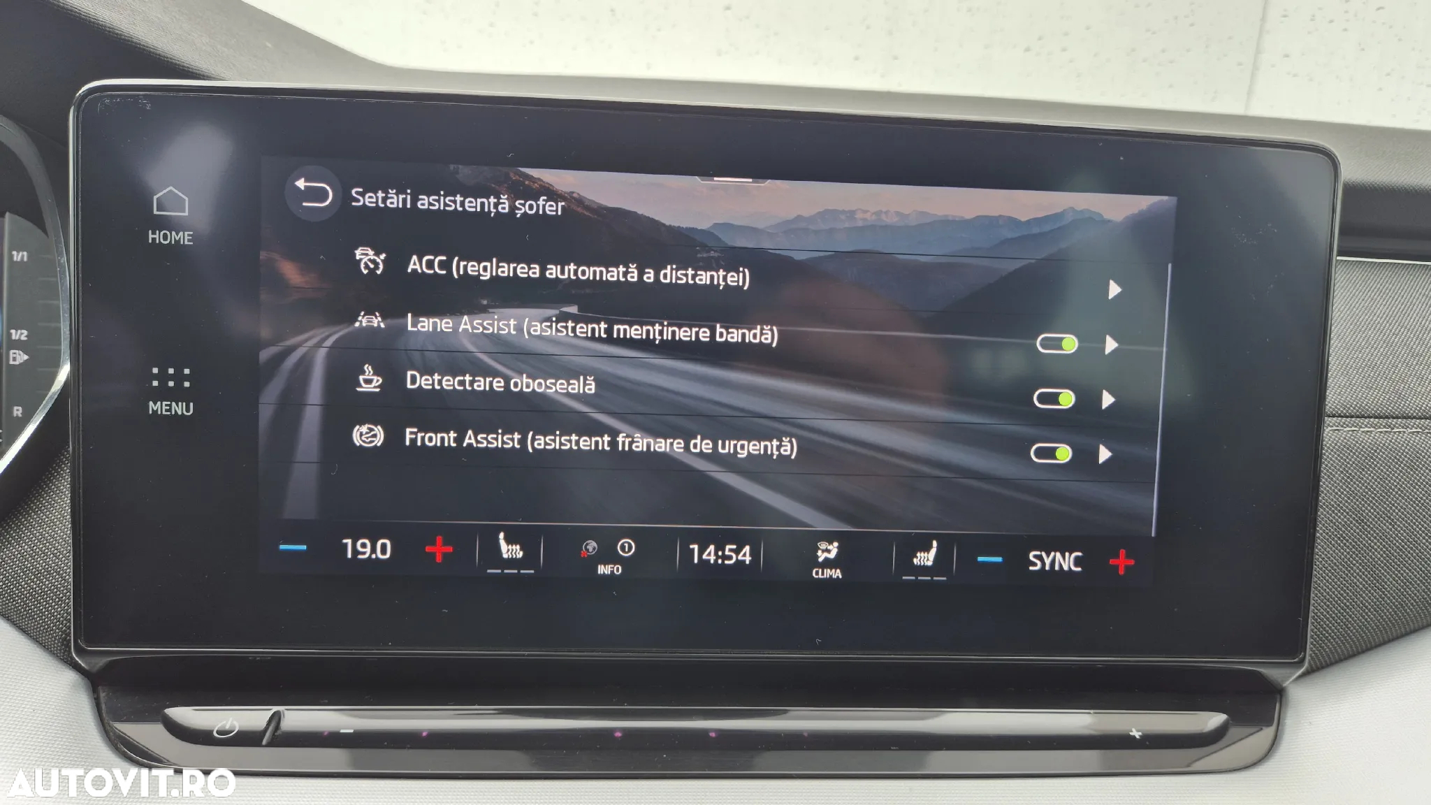 Skoda Octavia 2.0 TDI DSG Style - 32