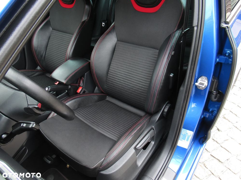 Skoda Octavia 2.0 TDI 4x4 DSG RS - 23