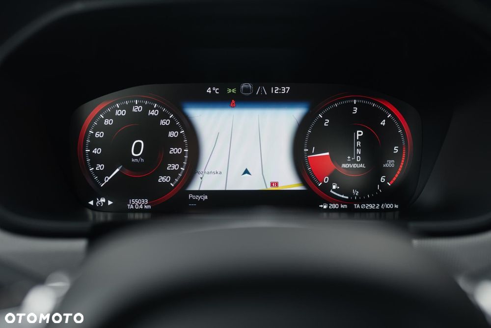 Volvo S90 D5 AWD R-Design - 29