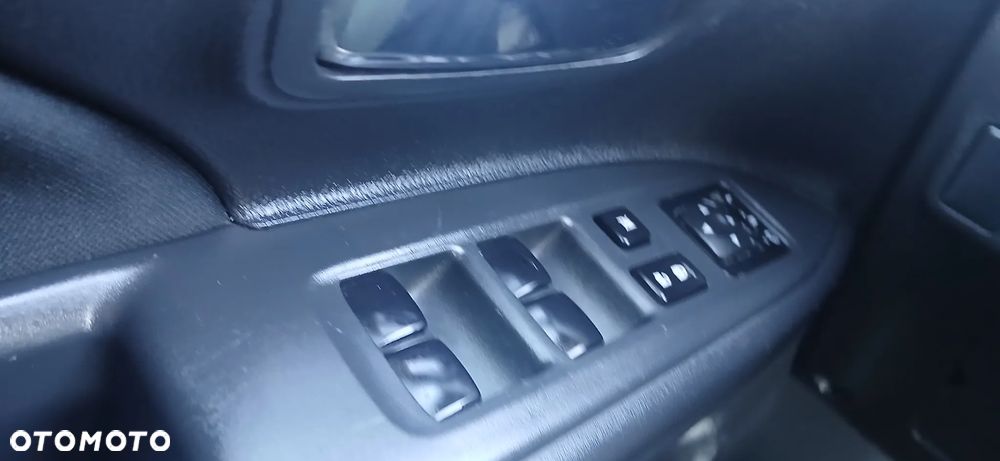 Mitsubishi Outlander 2.2 DI-D 4WD Diamant Edition - 10