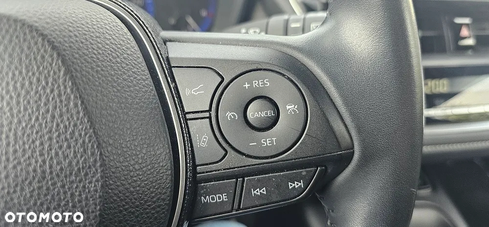 Toyota Corolla 1.8 Hybrid Comfort - 19