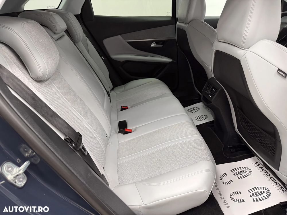 Peugeot 3008 PureTech 130 Stop & Start Allure - 17