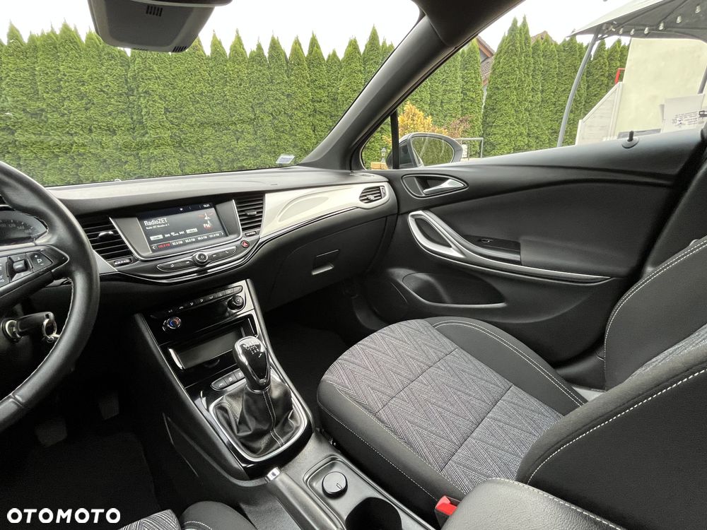 Opel Astra 1.2 Turbo Start/Stop 120 Jahre - 17