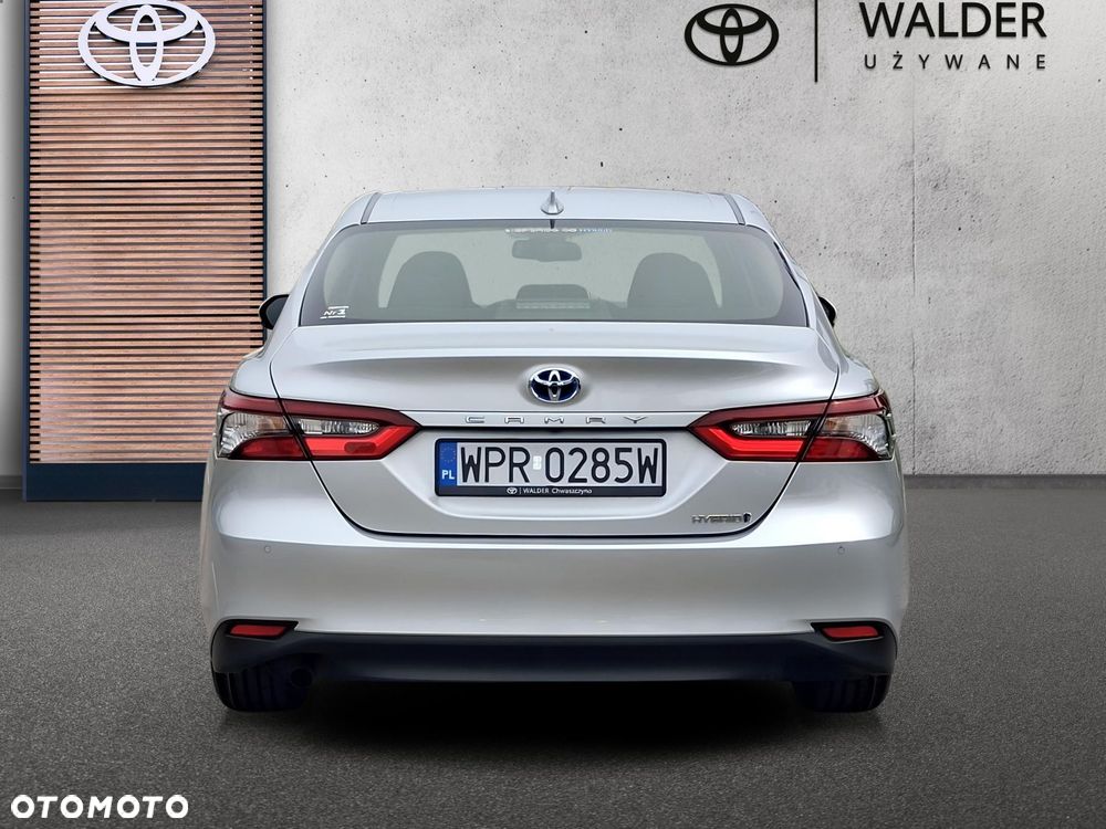 Toyota Camry 2.5 Hybrid Comfort CVT - 4