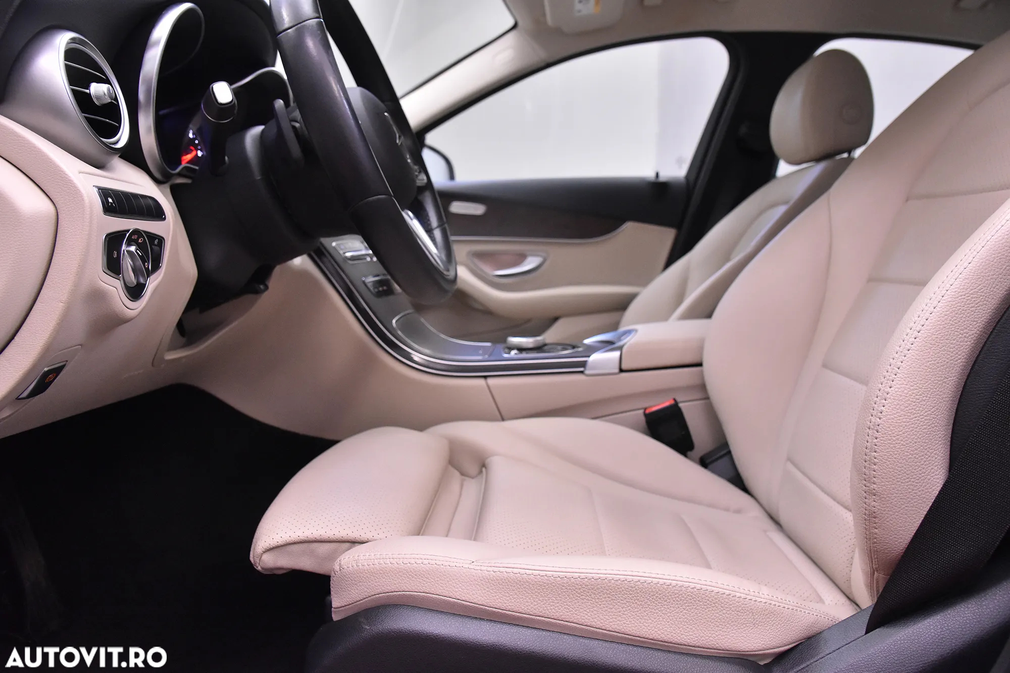 Mercedes-Benz C 300 de - 22