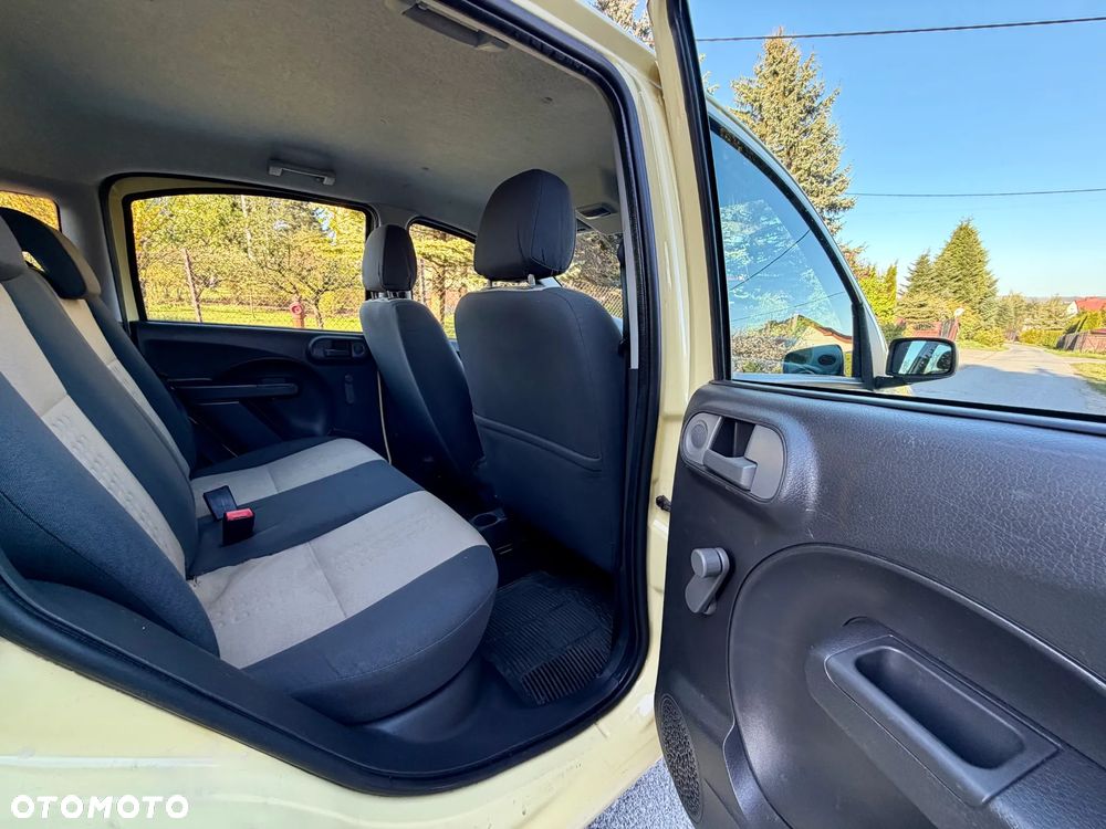 Fiat Panda 1.2 Emotion - 31