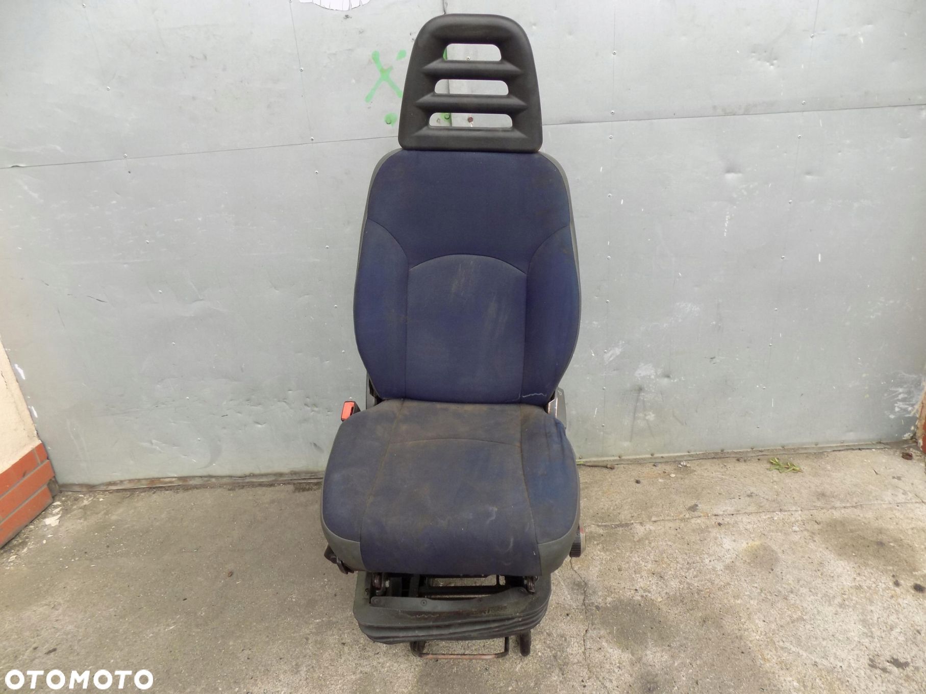 Fotel Regulowany Kierowcy Isri Iveco Daily Iv 06-11 - 1