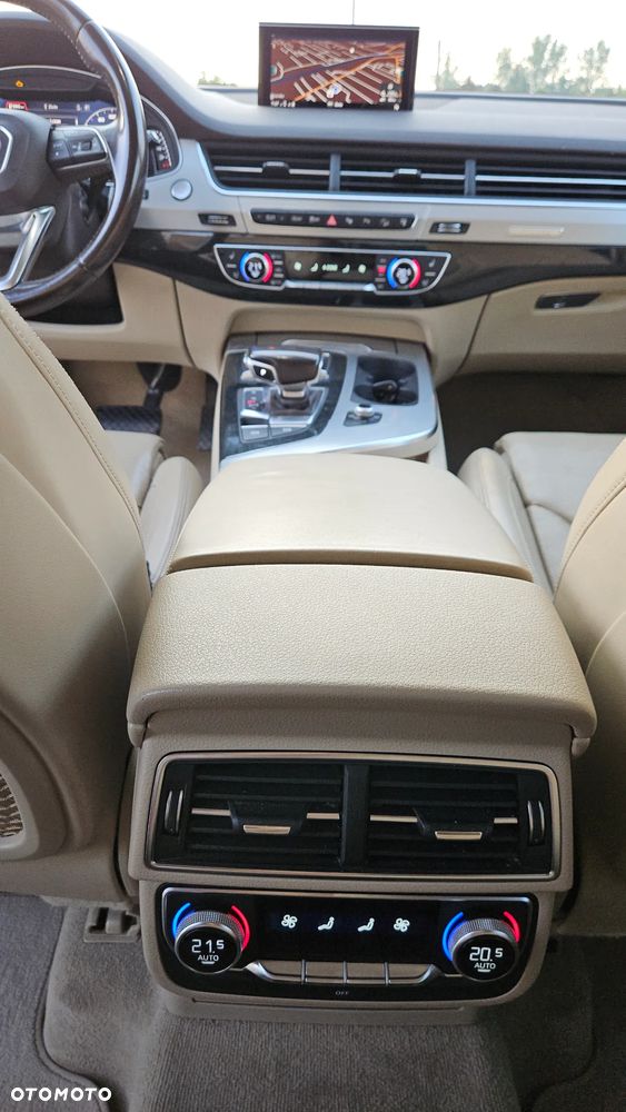 Audi Q7 - 20
